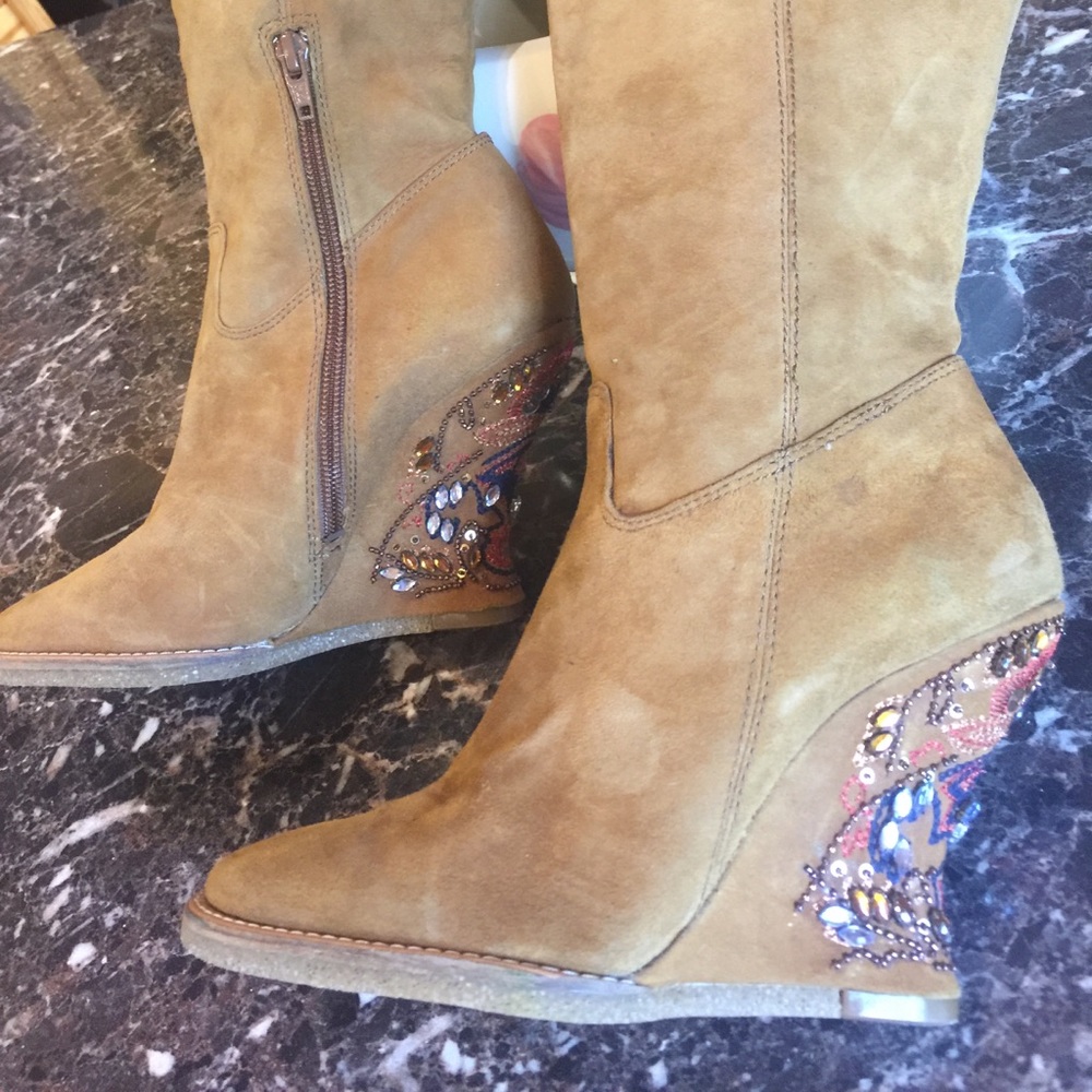 Hype "Aroma" Suede Jeweled Heeled Boot